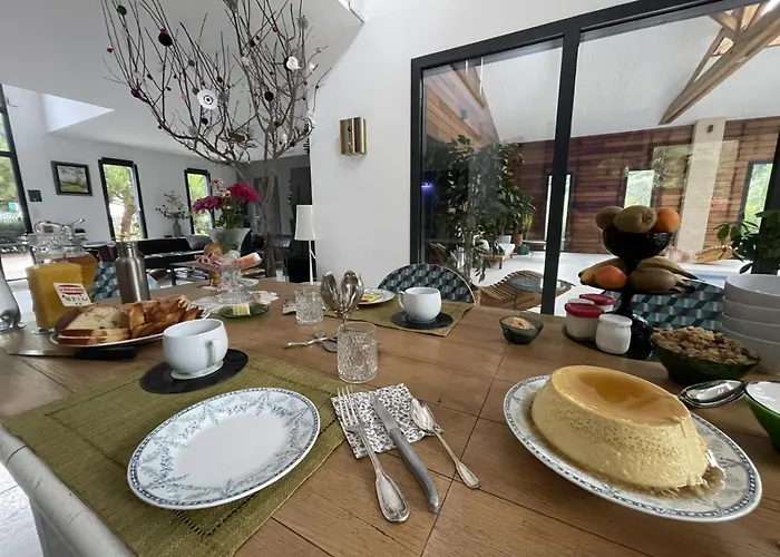 לינה וארוחת בוקר Nova