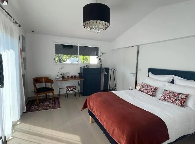 B&B Nova 생 힐레르 드 리에